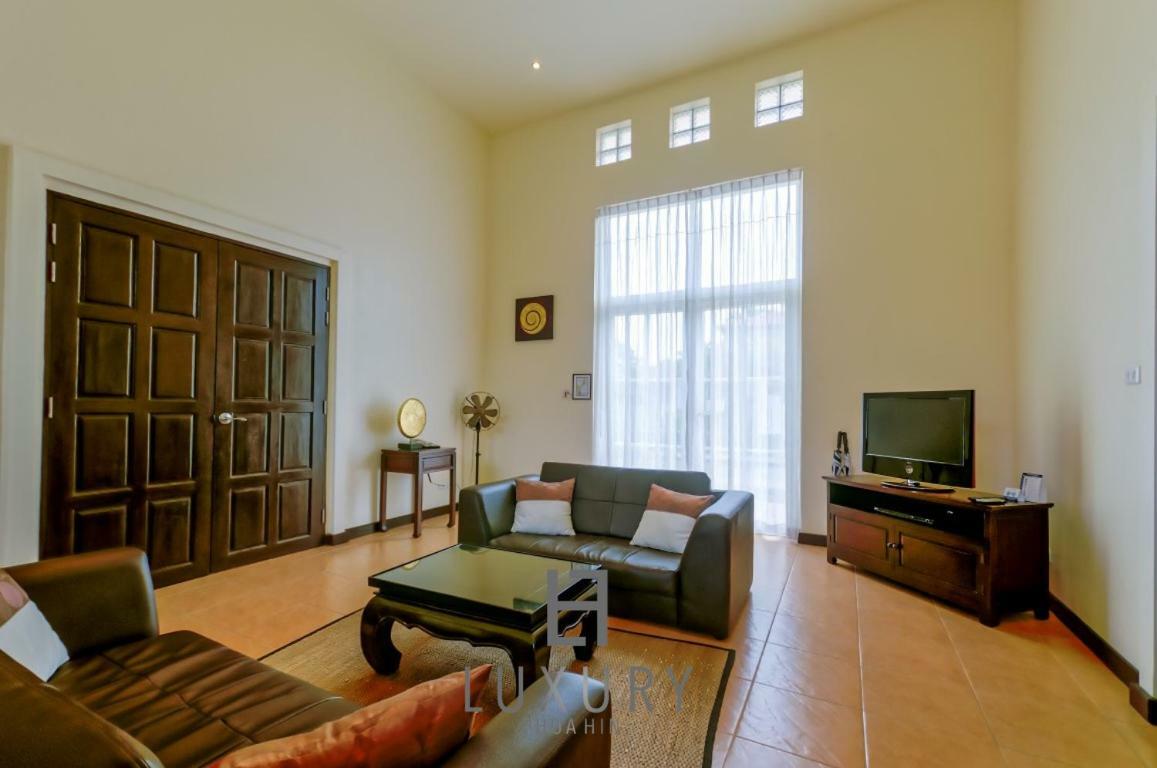 Bali Style 2 Bedroom Villa With Pool - B99 HHQ Exteriér fotografie