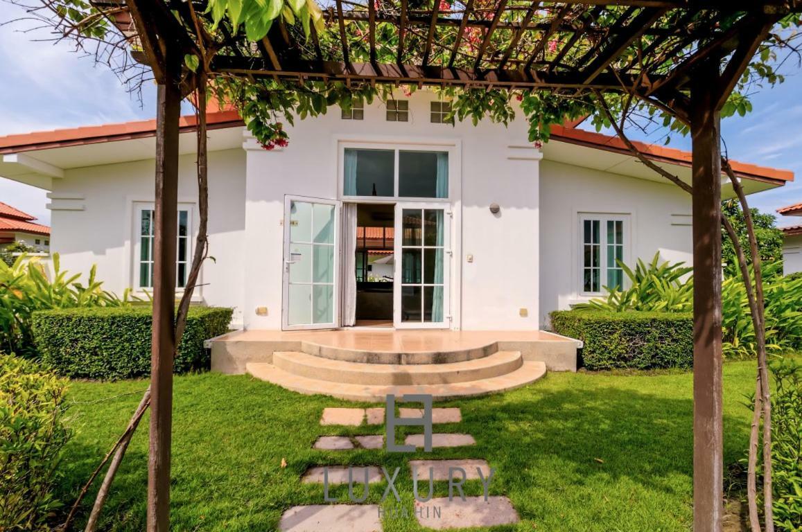Bali Style 2 Bedroom Villa With Pool - B99 HHQ Exteriér fotografie